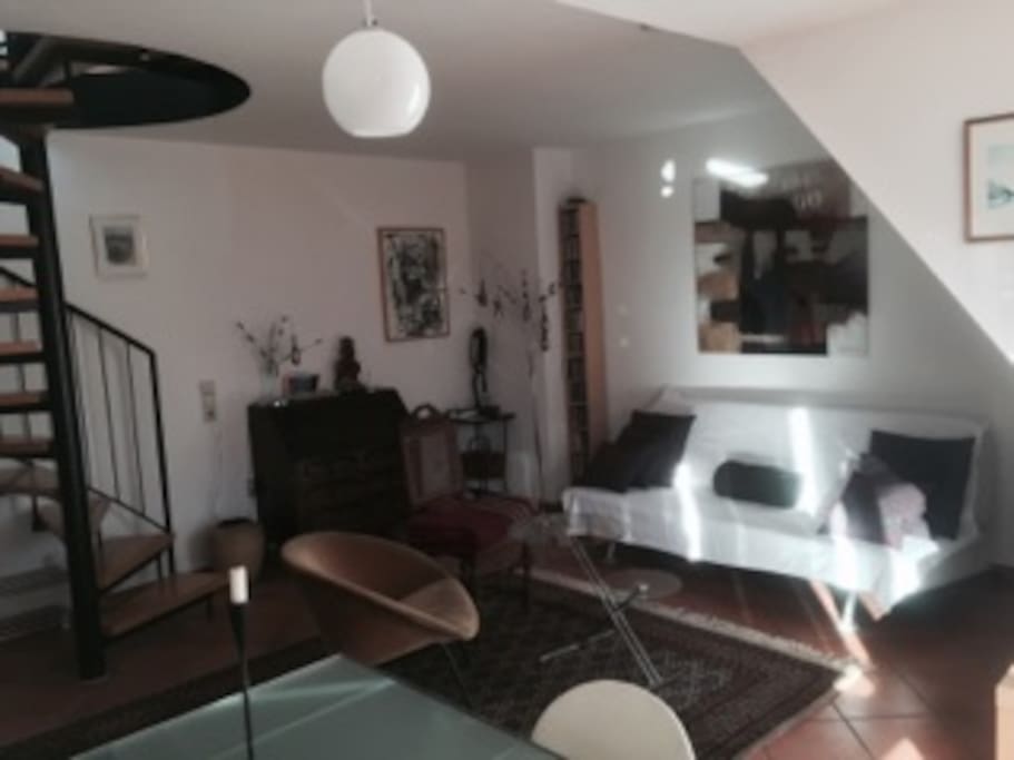 Wohnzimmer mit Schlafcouch