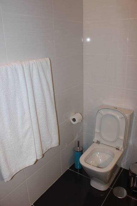 WC QUARTO 3