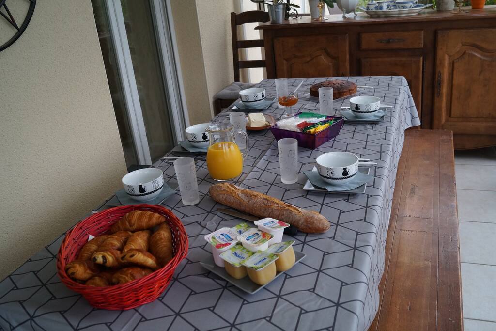le petit déjeuner en véranda