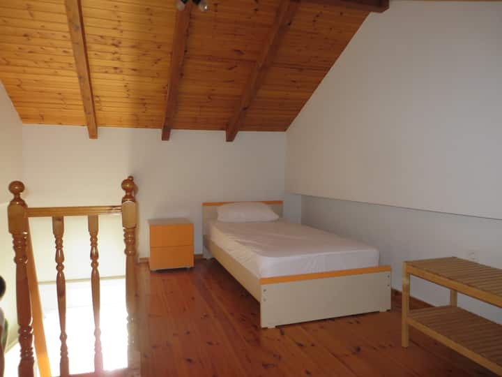 Roshani - Ukumbi wa 1