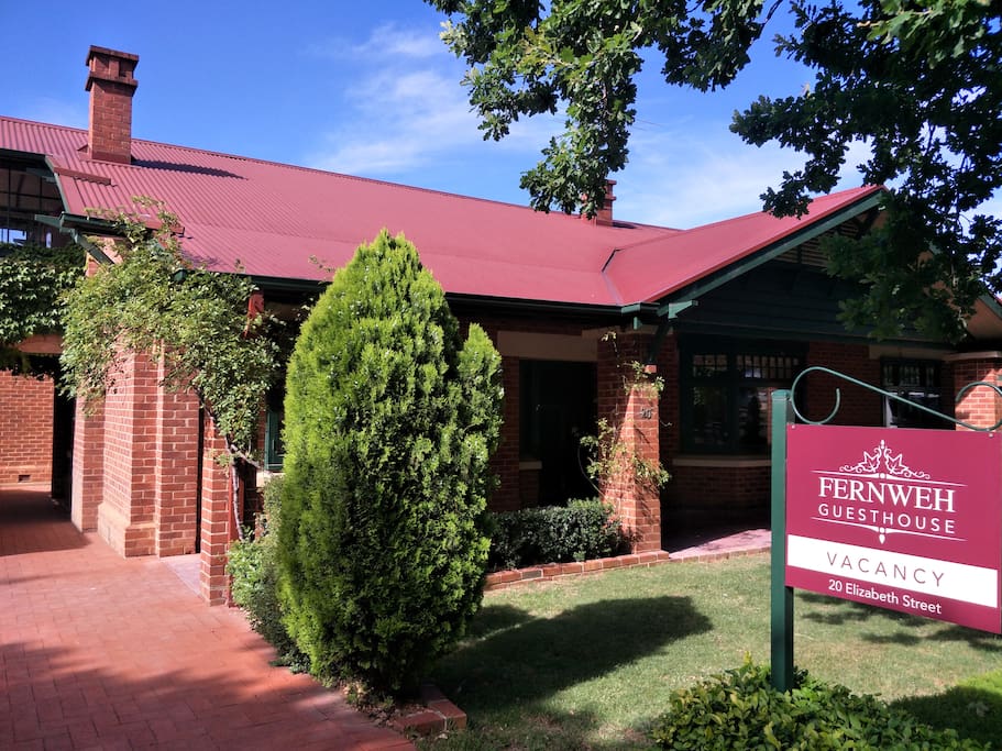 Fernweh Guesthouse is an iconic Tanunda residence (circa 1925) providing intimate and elegant hosted accommodation with three luxurious, private and secure bedrooms. The guesthouse is centrally located in the heart of Tanunda, being only a short walk to popular restaurants, cafes, bars and local wineries.
Breakfast is comprised of a lavish spread of self-serve cereals, fruits, juices and selected local bakery and dairy options in the luxuriously appointed formal dining room. Your hot breakfast is selected from our menu (including the Big Barossa Breakfast and vegetarian/vegan options). Your coffee is prepared by our qualified barista. An extensive selection of teas are also available..
Enjoy a great day out with guest discounts on our day tours and electric bike hire.