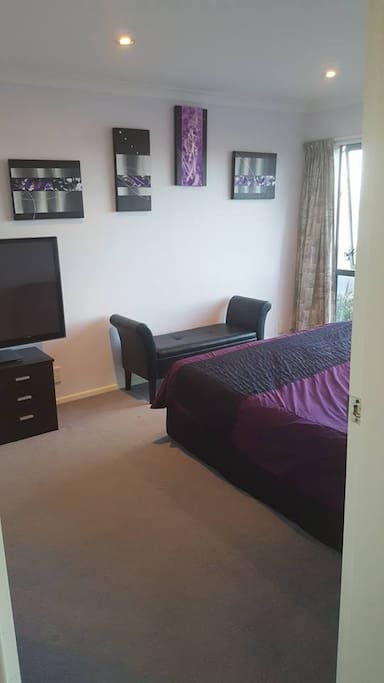 sky Tv, draws, comfy chair