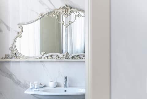 Top Airbnb: The Third Arrow (La Terza Freccia) Cozy Stay in the Heart of Bologna a Bologna