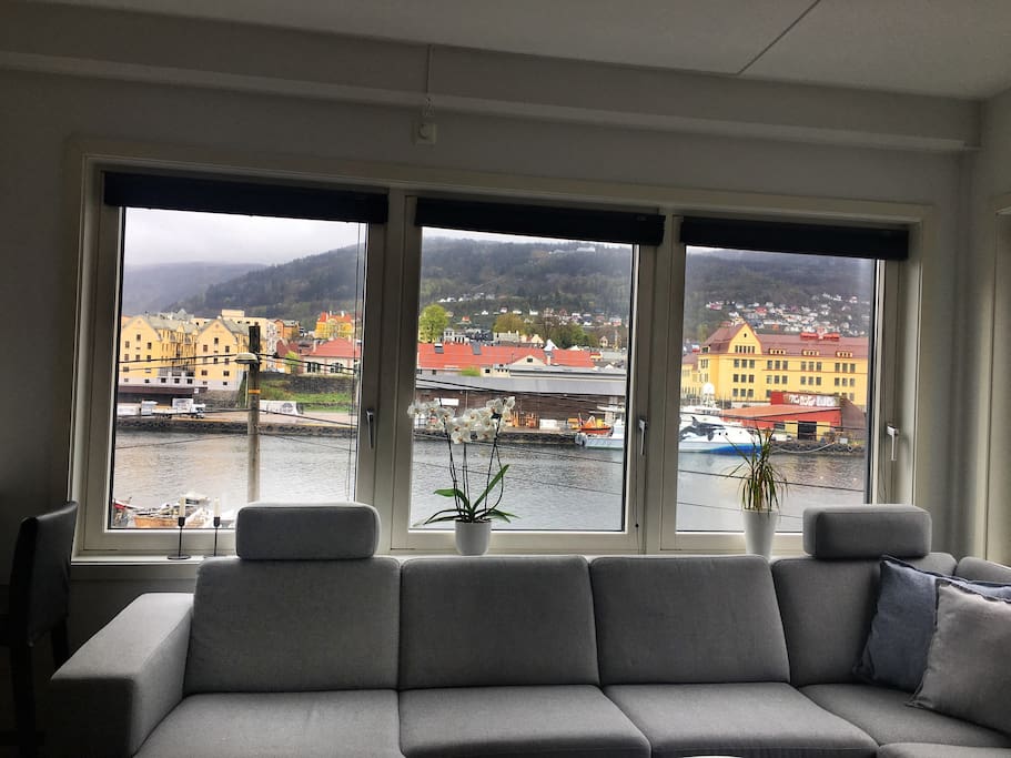 The apartment has a beautiful sea-view, and you can also see the most famous mountains of Bergen
