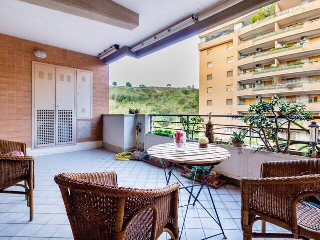 Airbnb Eur Rome Vacation Rentals Places To Stay