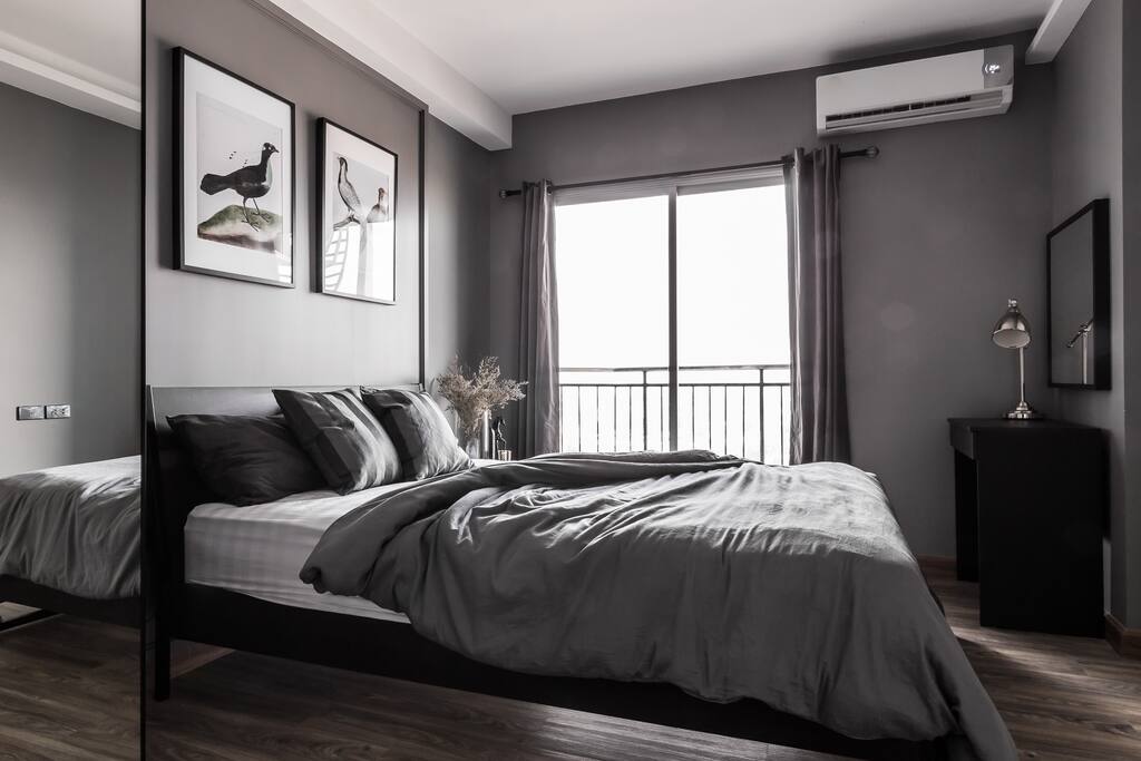 2nd bedroom.