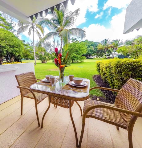 Green Monkey 1 - Rockley Studio, POOL & near BEACH