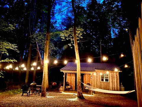 Forestville Studio Cabin (Rural Guest Home)