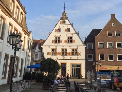 Entire floor for 2-12 guests at the market in Rheine
