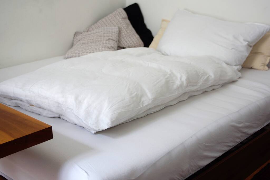 2x2m bed