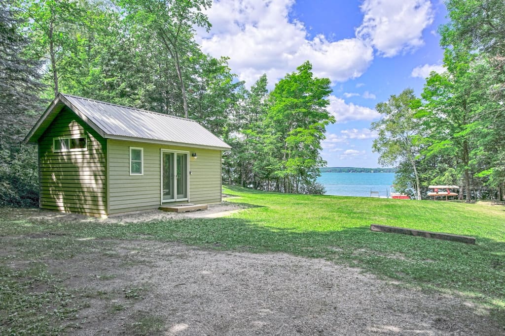 Sugar Lake Sanctuary Cottages for Rent in Cohasset, Minnesota, United States