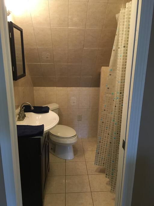 Shared 3rd floor bathroom