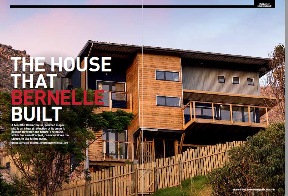 The front of the house (magazine snapshot)