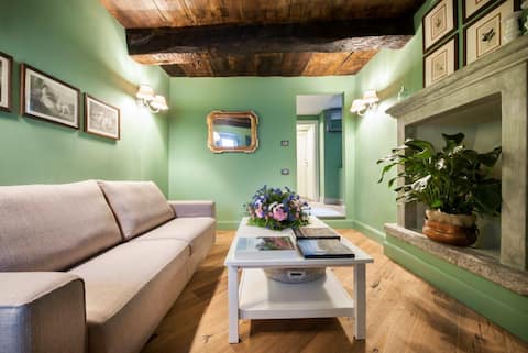 Top performing Airbnb: Isola Bella Apartments, Via Villa 9 in Stresa