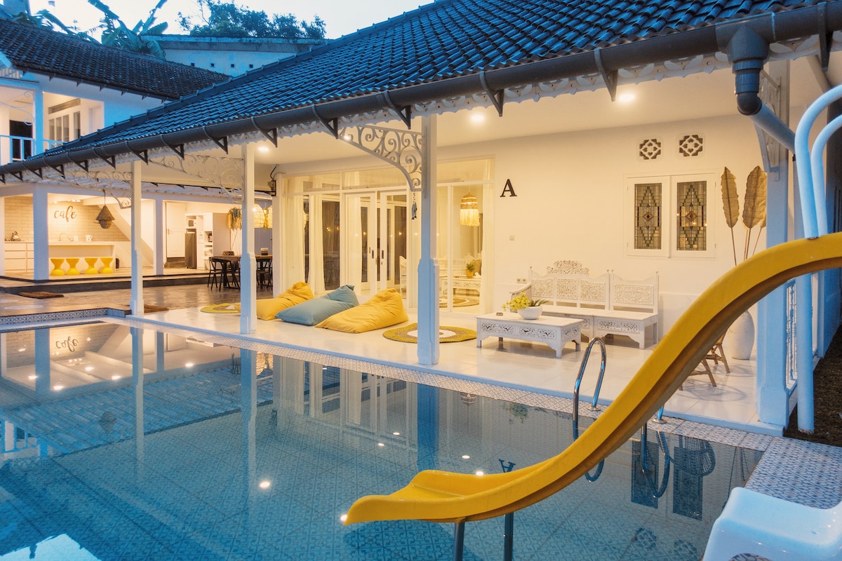 41+ Villa Casablanca Puncak Taman Safari Images