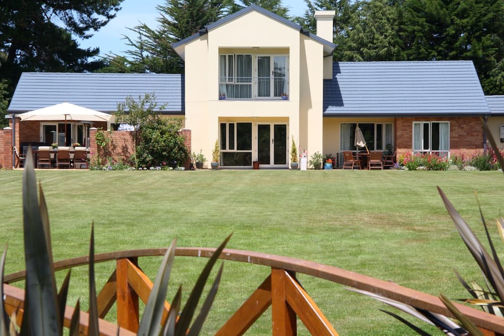 The front lawn area