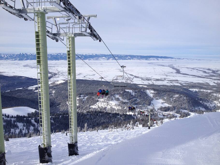 Grand Targhee averages 500" of snow a year