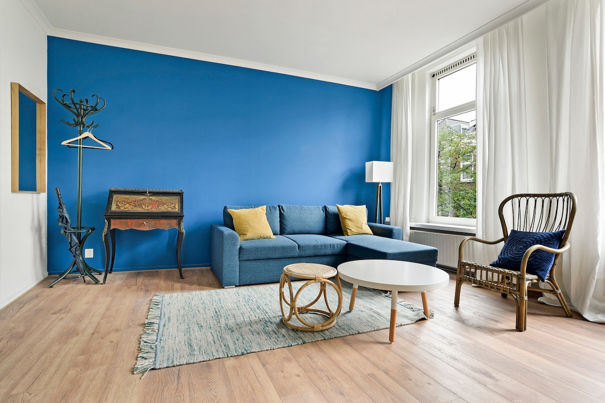Popular Airbnb listing: Best apartment in most vibrant street in Cool