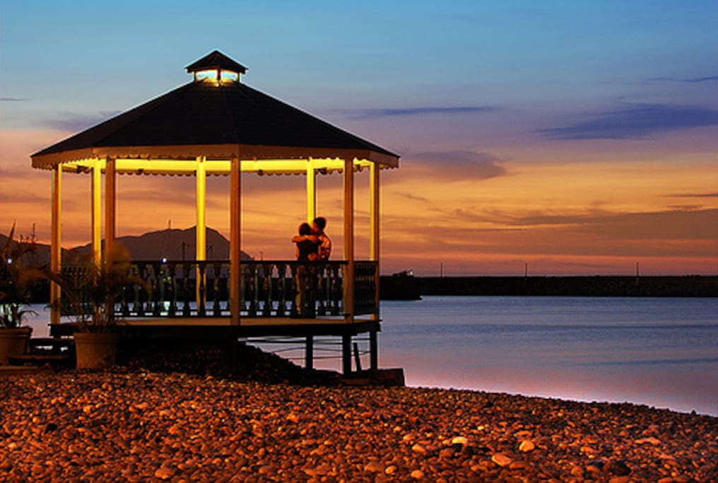 A romantic place by the sea