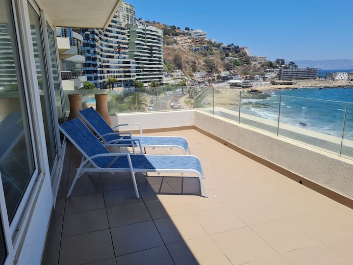 Beautiful oceanfront apartment Apartments for Rent in Viña del Mar