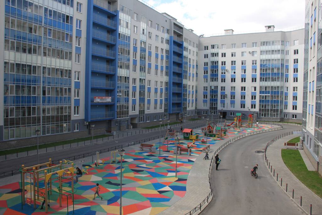 Охраняемый двор