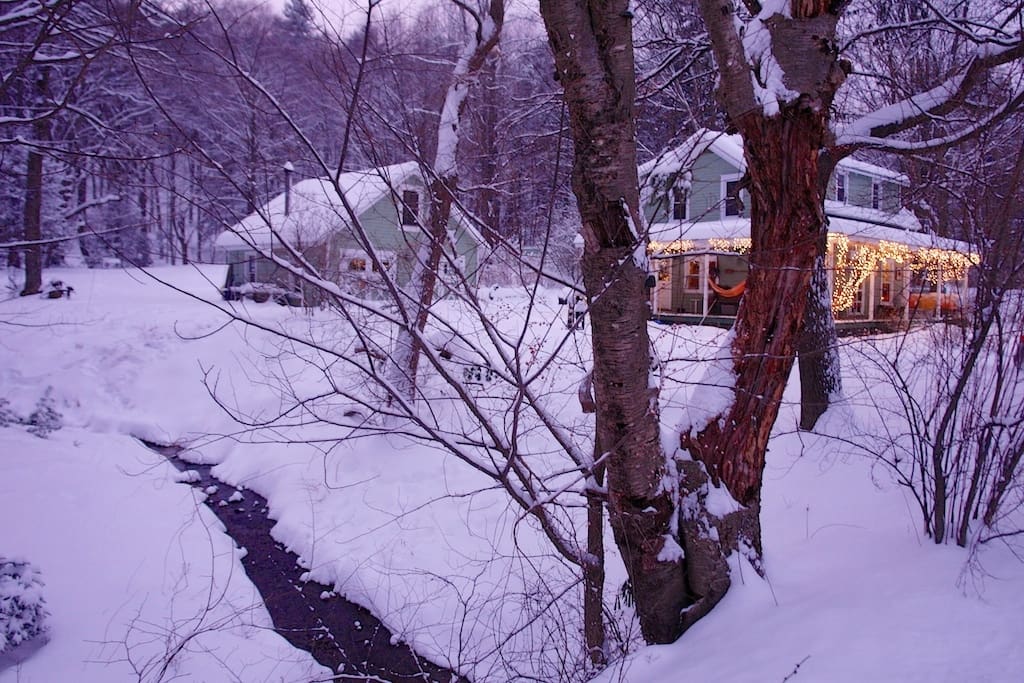 Catskills Mountain River Dream House Cabins for Rent in Boiceville, New York, United States