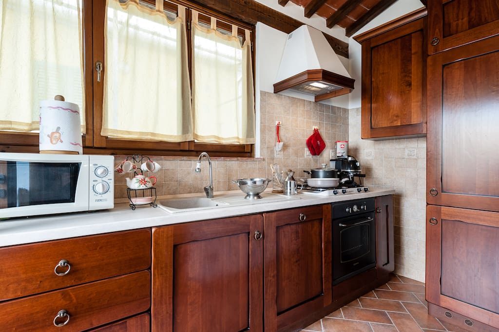 fully equipped kitchen