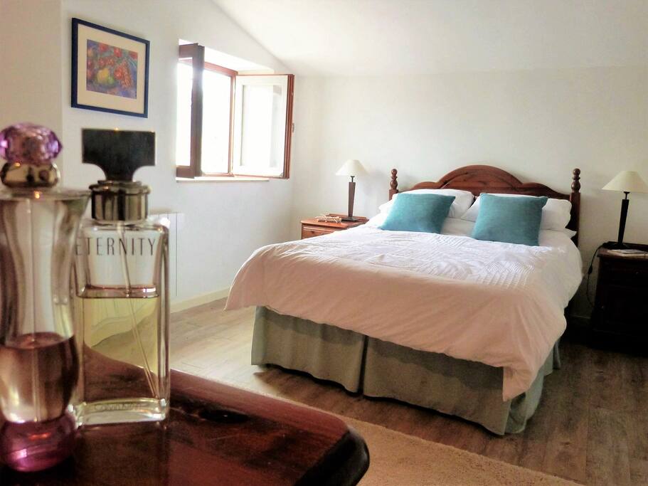 Les Coquelicots, comfortable double bedroom.