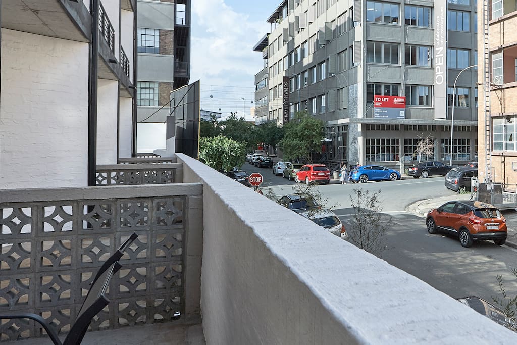 Balcony views of the intersection of Kruger and Main street right across from blackanese sushi bar