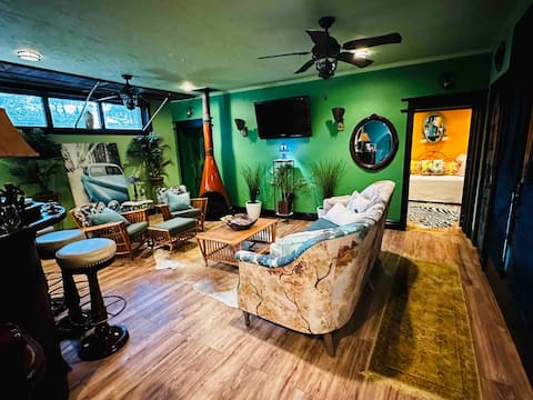 La Casa Havana: Colorful, Charming 2-Bdrm Escape