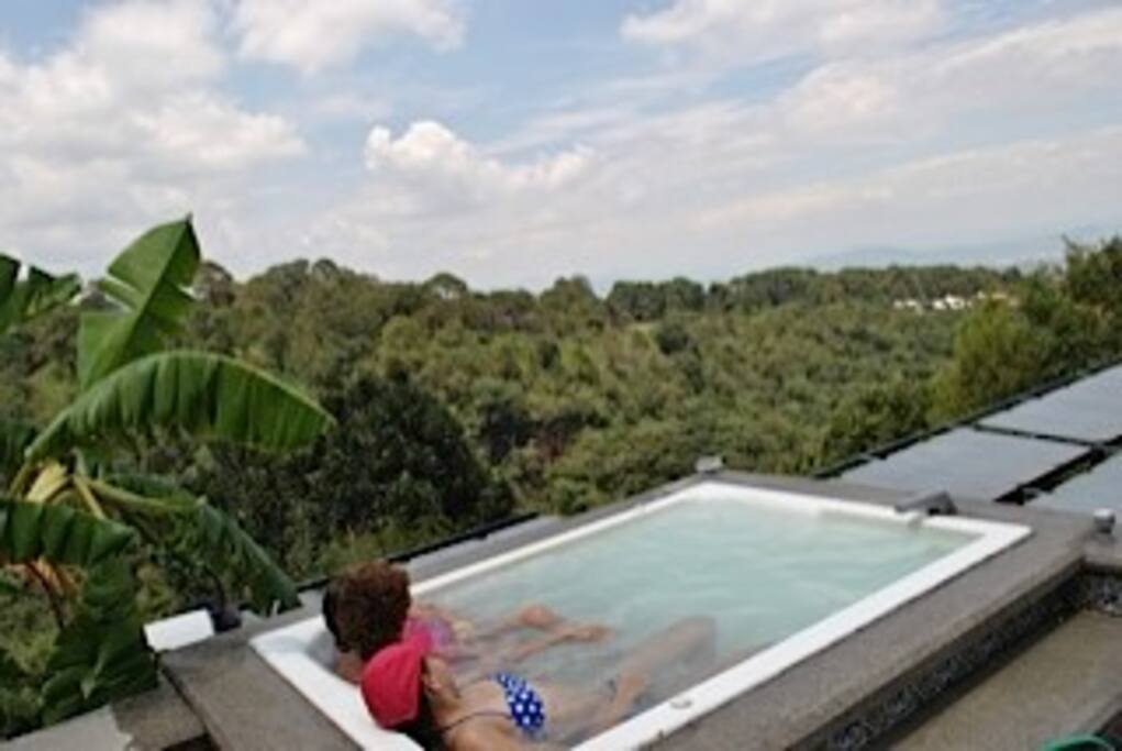Hot Tub Jaccuzzi