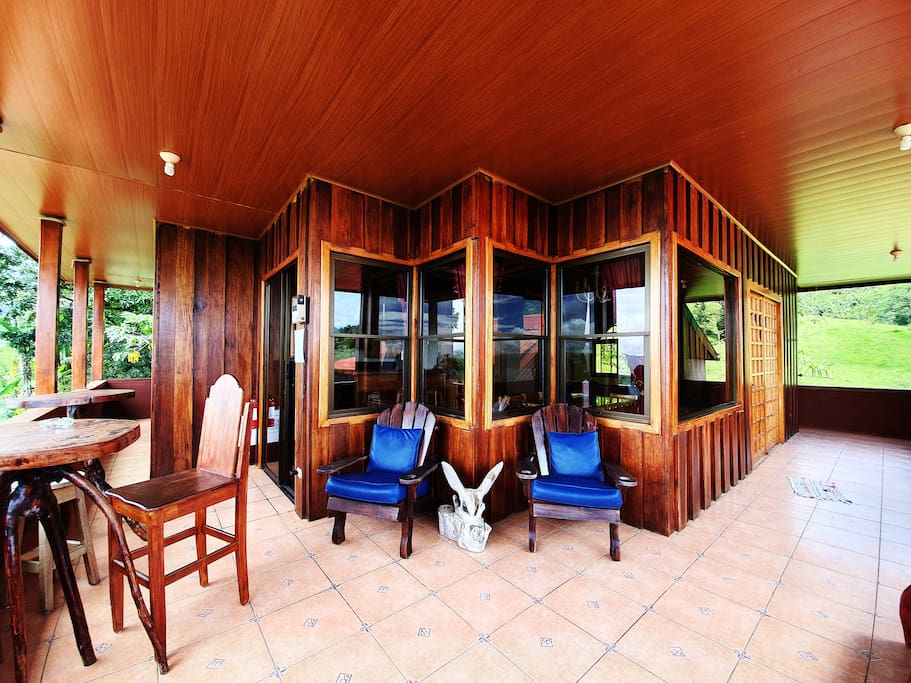 Parrot Hill Ranch Arenal Rain Forest . Houses for Rent in El Castillo