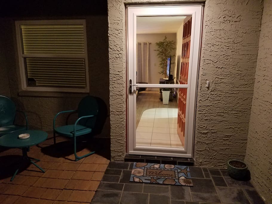 Entryway w/ Covered Porch Area