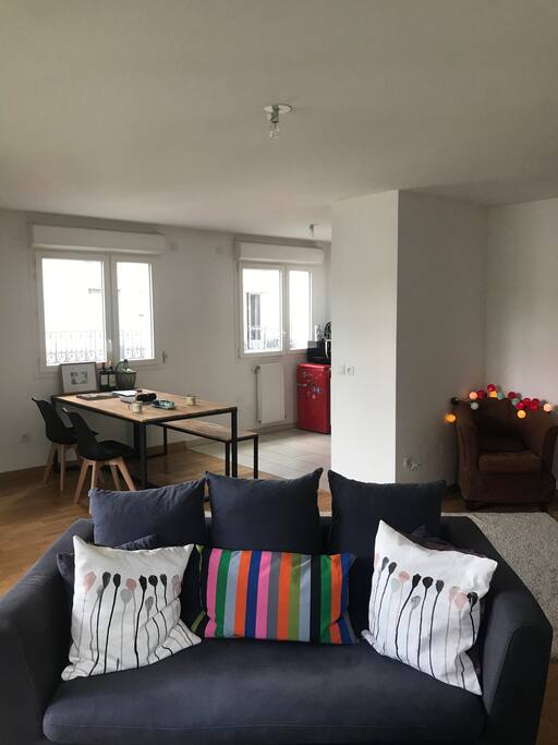 Vue sur le coin Cuisine depuis le coin Salon