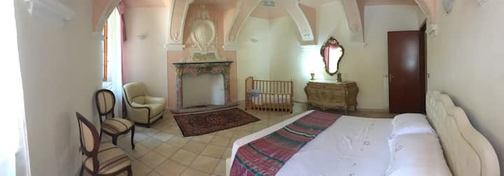 chumba cha kulala 5 sakafu ya chini