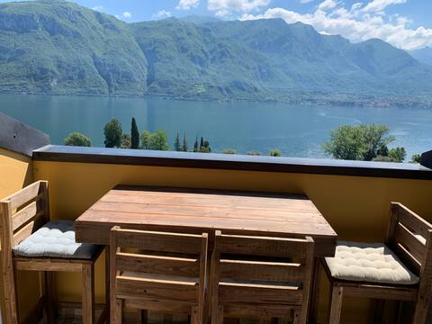 Casa Martina lake view