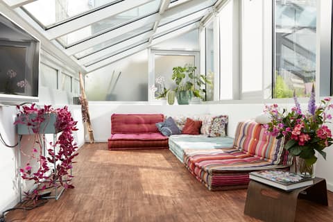 Top Airbnb: Quiet designer loft between Schanze and Kiez in Altona Altstadt