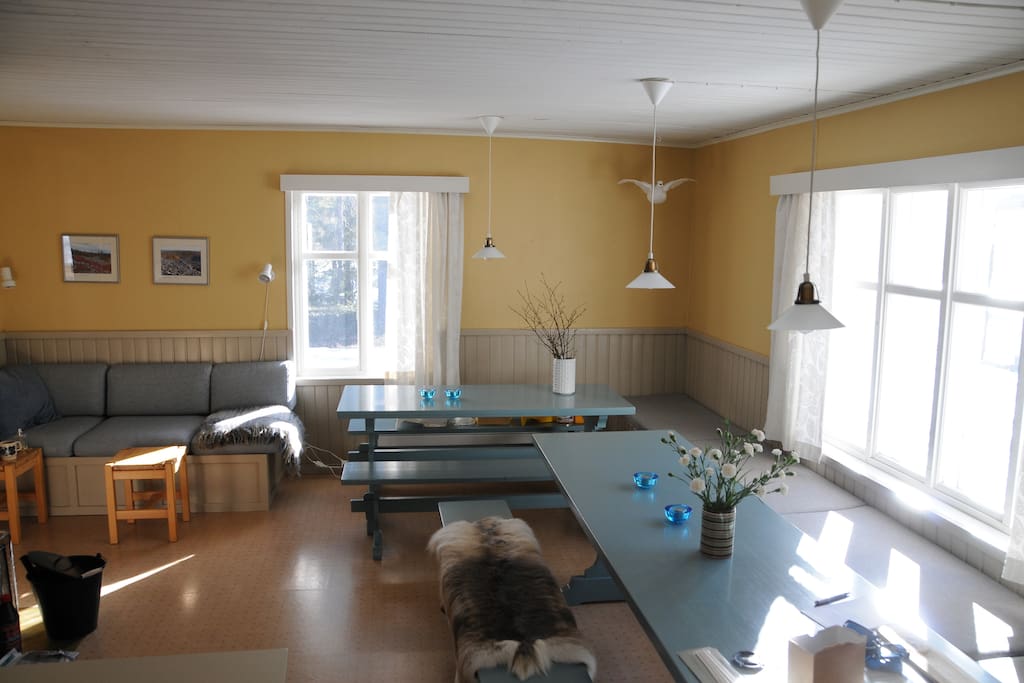 Old dining/sittingroom