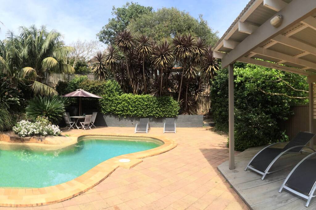 Top 100 Airbnb Rentals 2017 in Wollongong, Australia