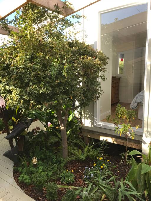 A hint of the immaculately maintained gardens.