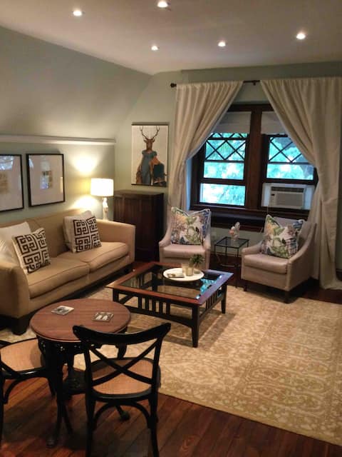 Top Airbnb: Victorian Brooklyn Spacious Living! in New York City