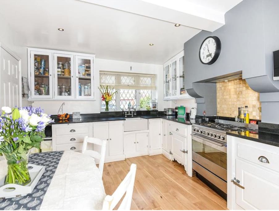 Kitchen diner