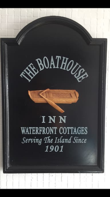 Le BOAT HOUSE directement sur le canal ( le seul et unique à mtl )