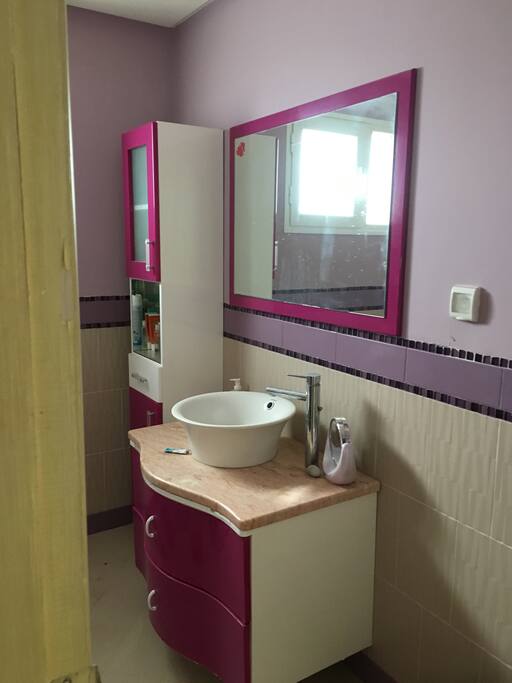 salle d'eau privative avec douche