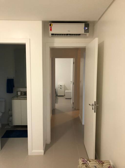 2 quartos com ar condicionado