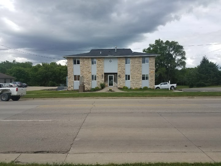 Monticello Vacation Rentals & Homes Iowa, United States Airbnb