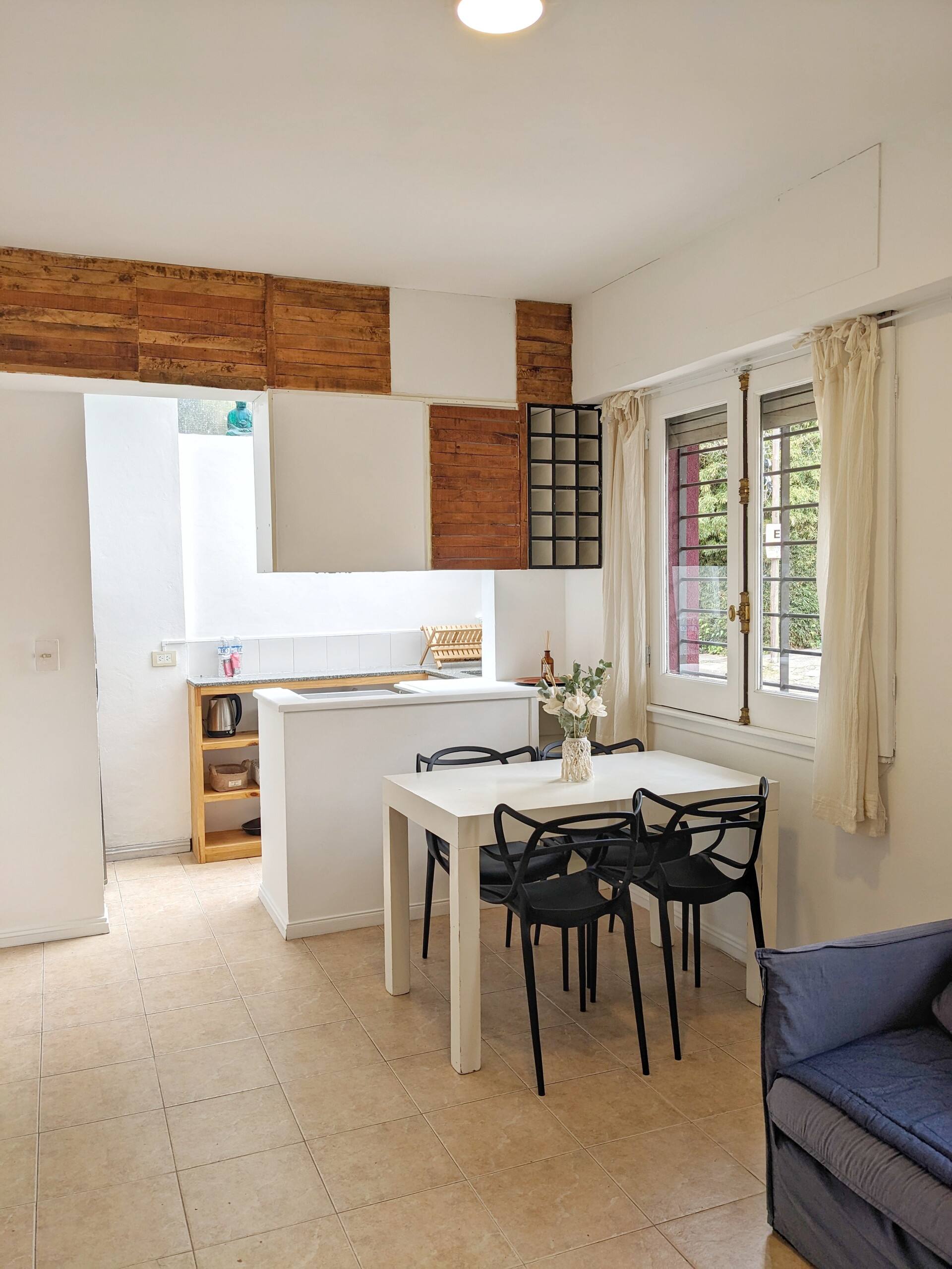 Two-room apartment in downtown San Isidro