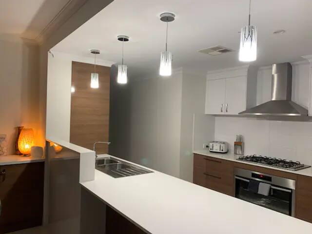 Sandpiper Island Tranquil Waterfront Views & Jetty gallery image 5