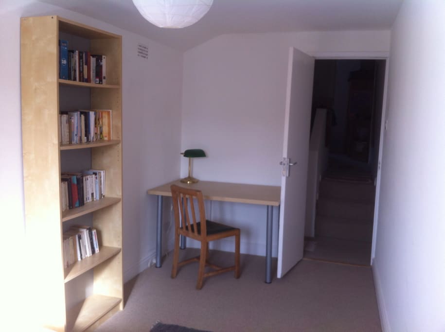 Guest bedroom