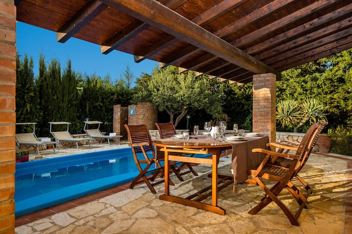 Villa Eden con piscina a Scopello - Ville in affitto a Castellammare del  Golfo, Sicilia, Italia - Airbnb